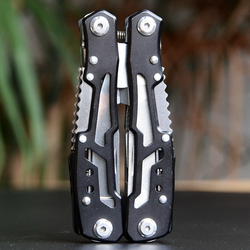 Folding Multi-tool black context