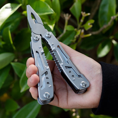 Folding Multi-tool situation